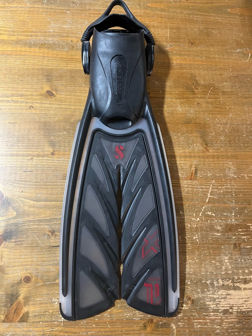 SCUBAPRO Twin Jet Max Flossen - Split Fin Für Fortgeschrittene